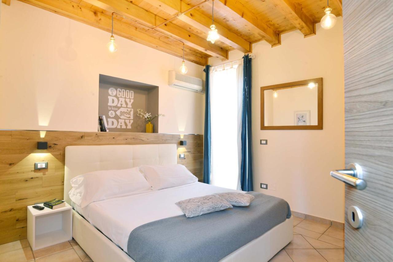 Antiche Rive Holidays Apartments Salò Kültér fotó