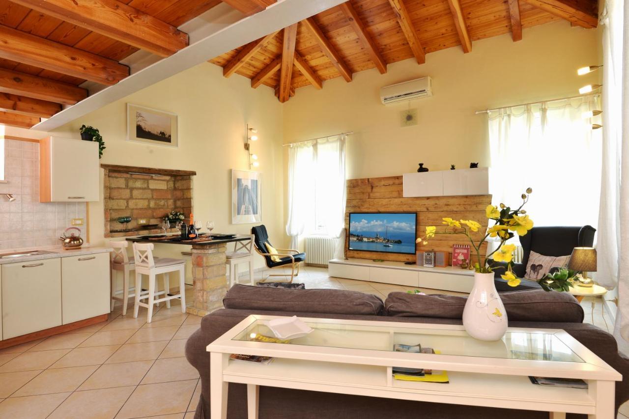 Antiche Rive Holidays Apartments Salò Kültér fotó