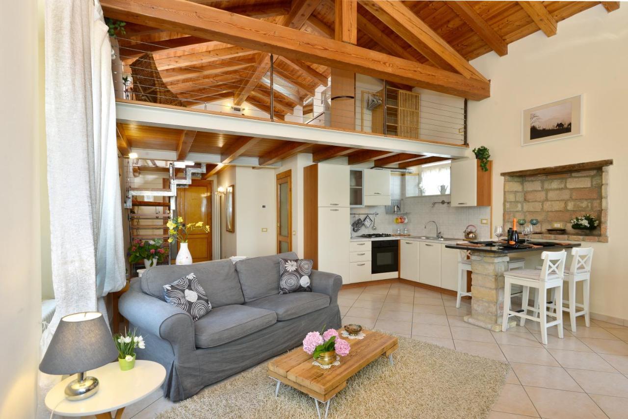 Antiche Rive Holidays Apartments Salò Kültér fotó