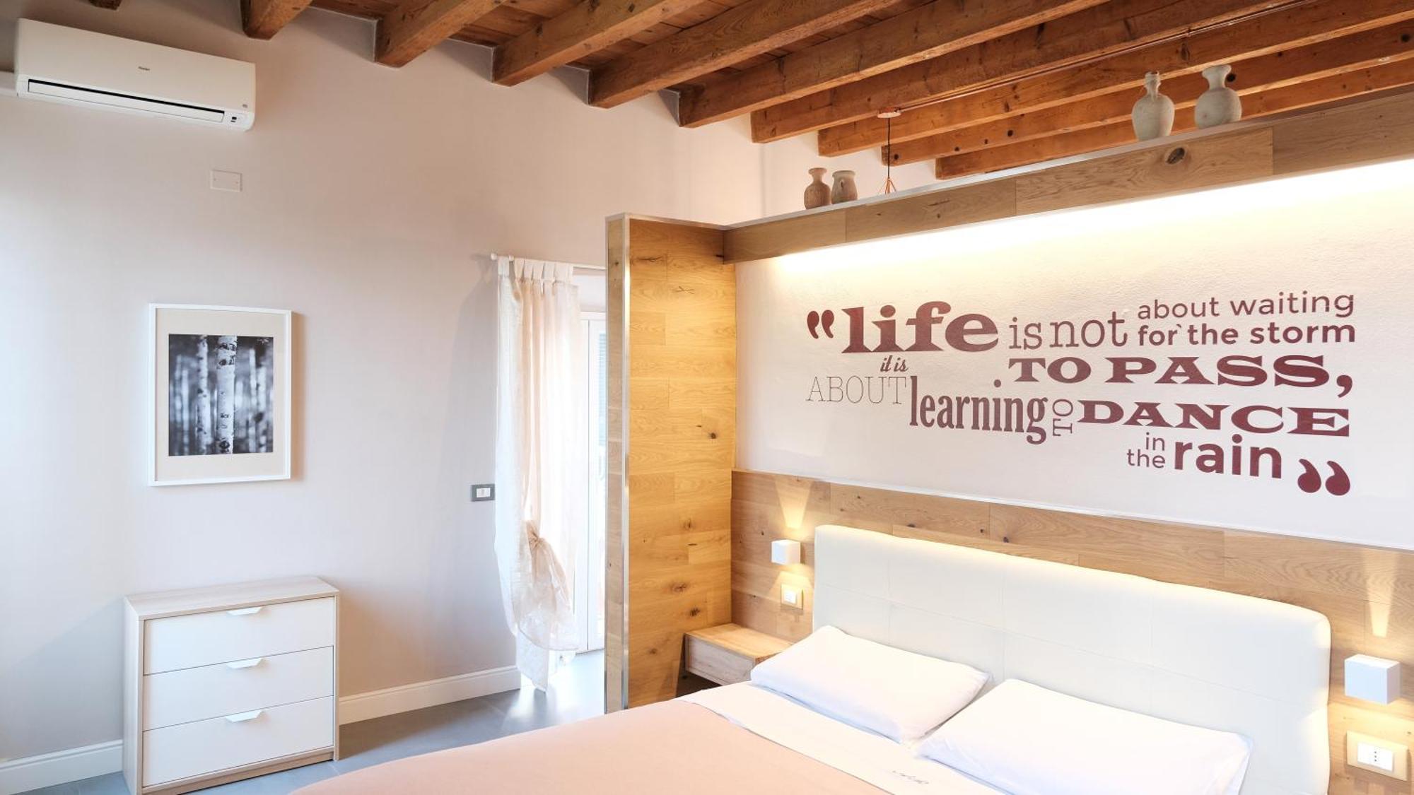 Antiche Rive Holidays Apartments Salò Kültér fotó