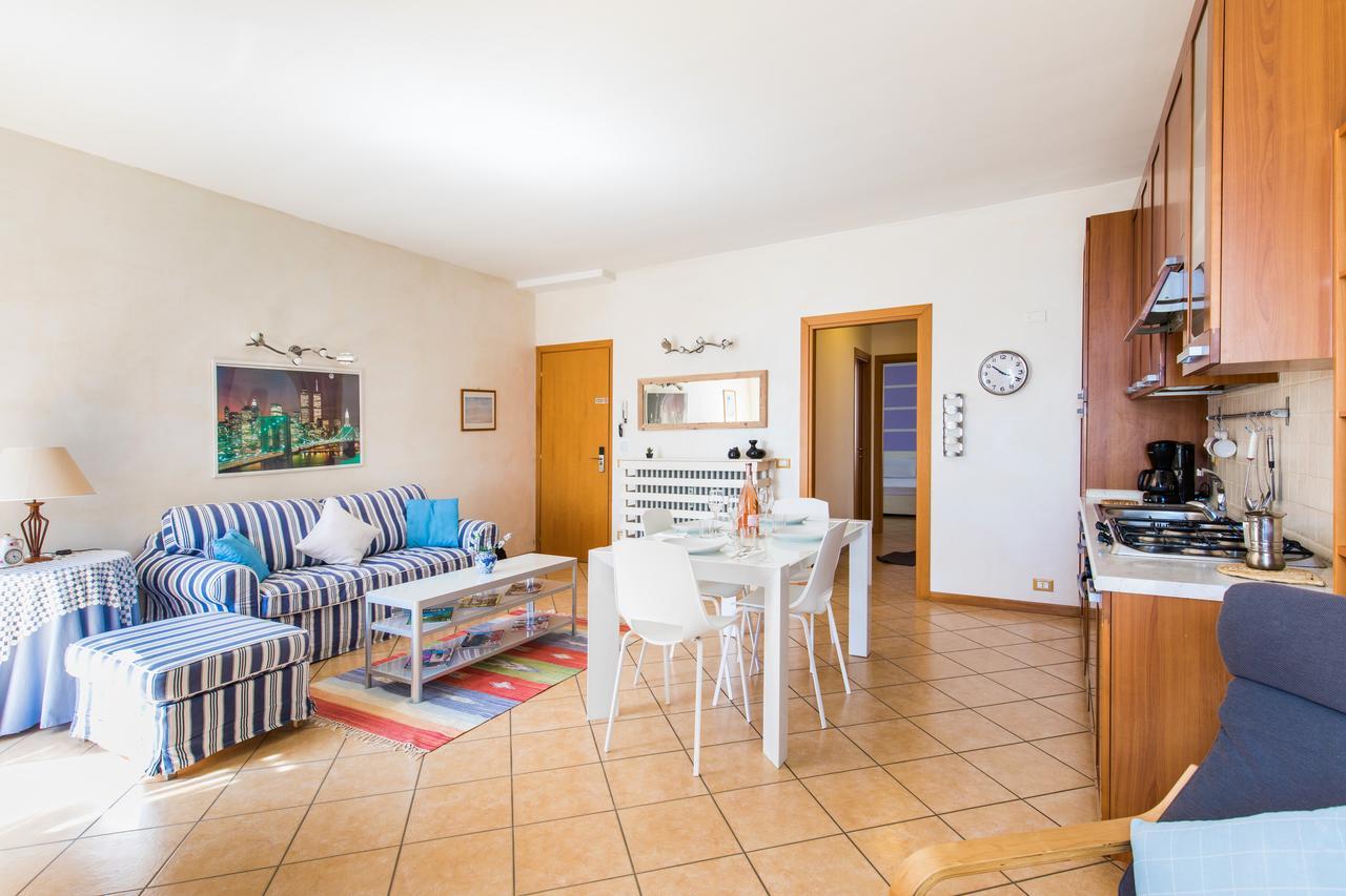 Antiche Rive Holidays Apartments Salò Kültér fotó