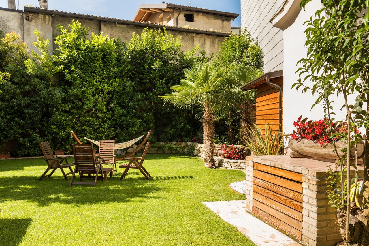 Antiche Rive Holidays Apartments Salò Kültér fotó