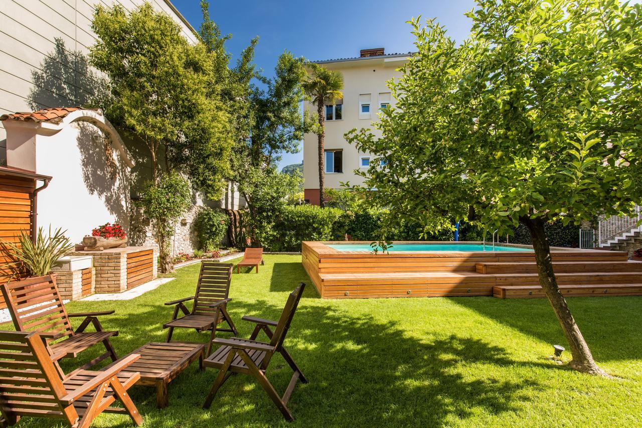 Antiche Rive Holidays Apartments Salò Kültér fotó